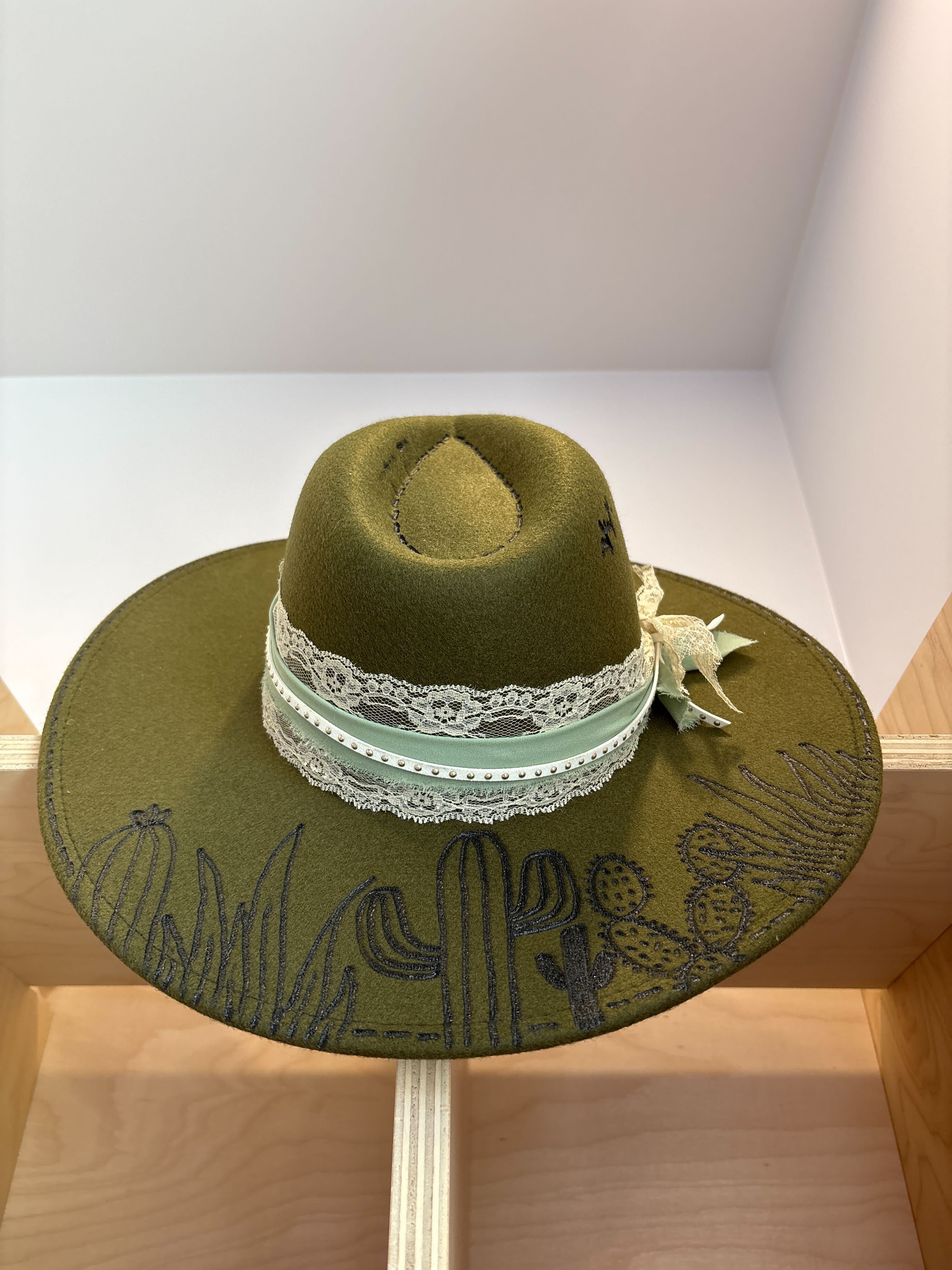(C) Desert & Pine Design Flatbrim Hat 2