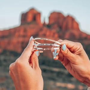 Spread Gratitude Bangle - Gold