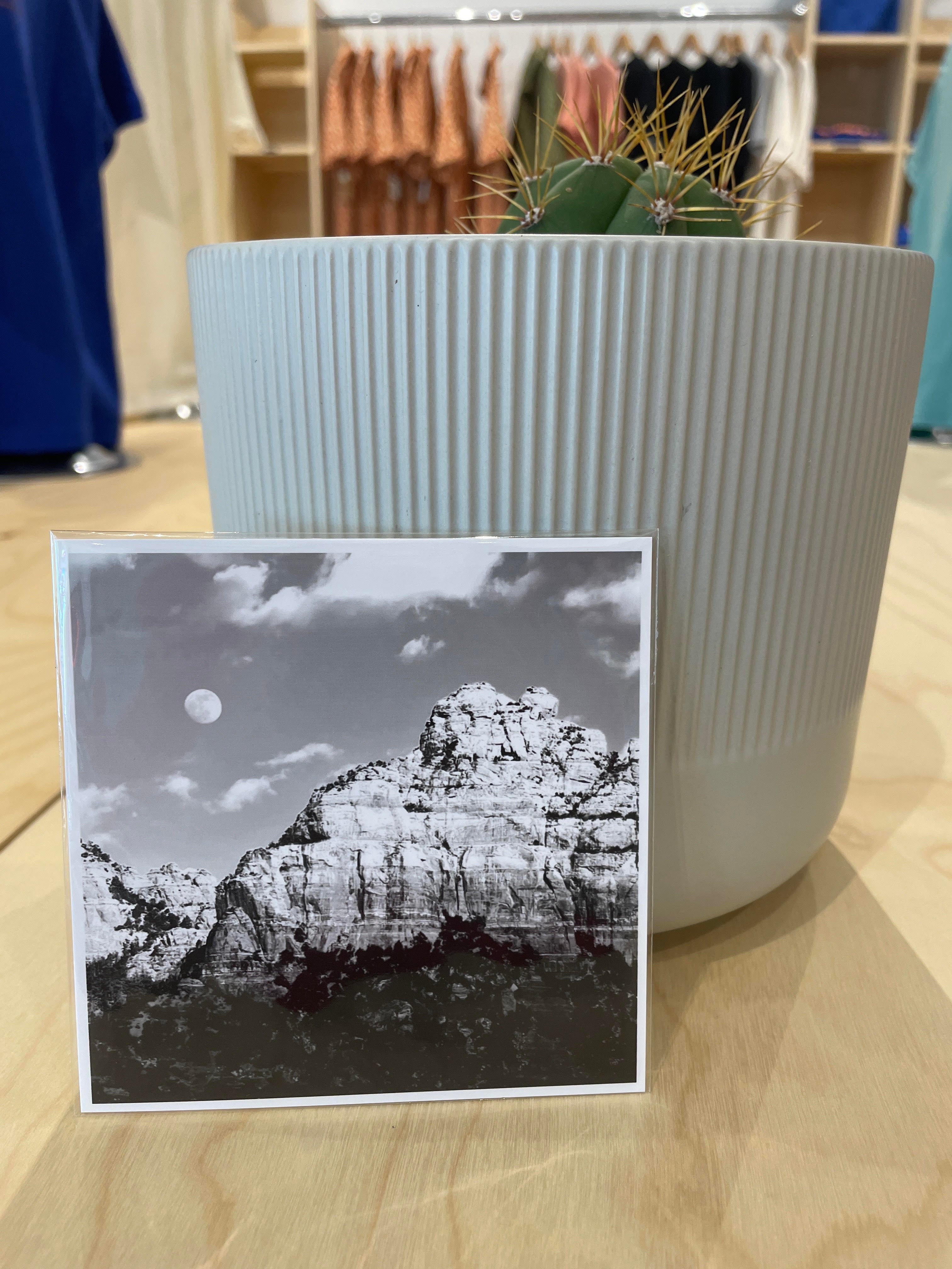 (C) 4x4 - Sedona Moon